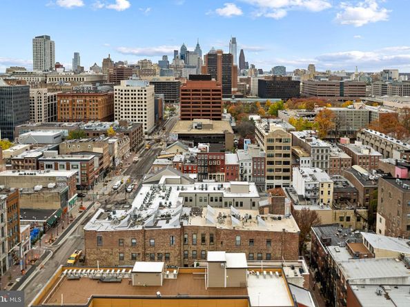 210 Church Street 1J, Philadelphia PA 19106