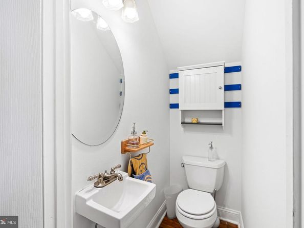 210 Church Street 1J, Philadelphia PA 19106