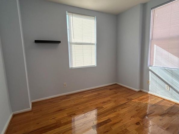 1008 Winton Street, Philadelphia PA 19148