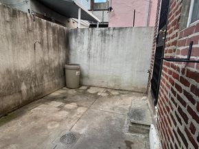 1008 Winton Street, Philadelphia PA 19148