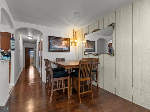 1117 Surrey Road, Philadelphia PA 19115