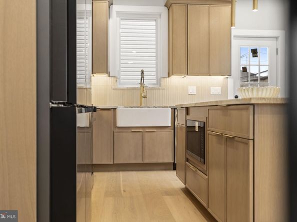 2619 Cedar Street, Philadelphia PA 19125