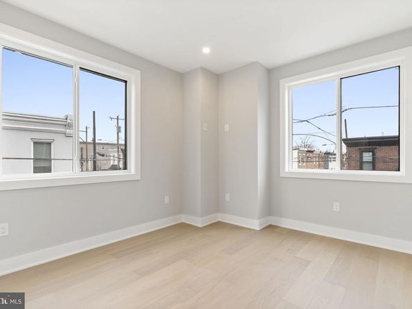 2619 Cedar Street, Philadelphia PA 19125