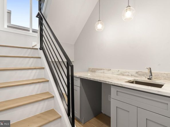 2619 Cedar Street, Philadelphia PA 19125