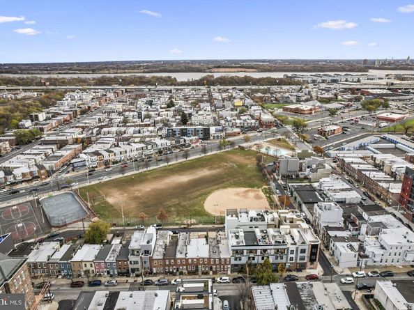 2619 Cedar Street, Philadelphia PA 19125