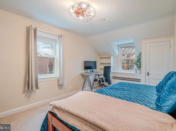 104 Treaty Road, Drexel Hill PA 19026