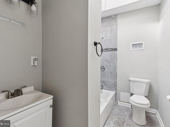 1728 S 24TH Street, Philadelphia PA 19145