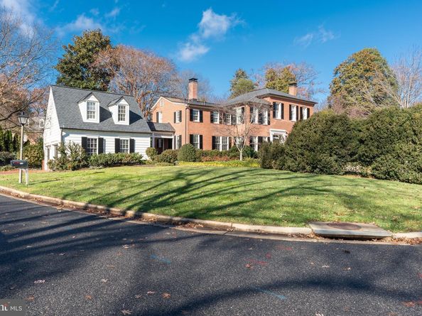 616 Fort Williams Parkway, Alexandria VA 22304