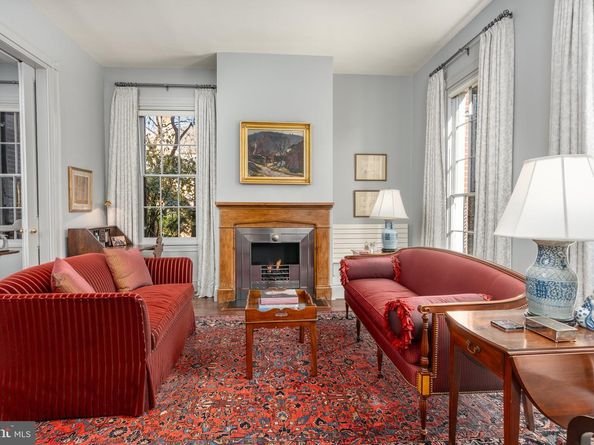 616 Fort Williams Parkway, Alexandria VA 22304