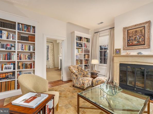 616 Fort Williams Parkway, Alexandria VA 22304