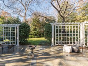 616 Fort Williams Parkway, Alexandria VA 22304