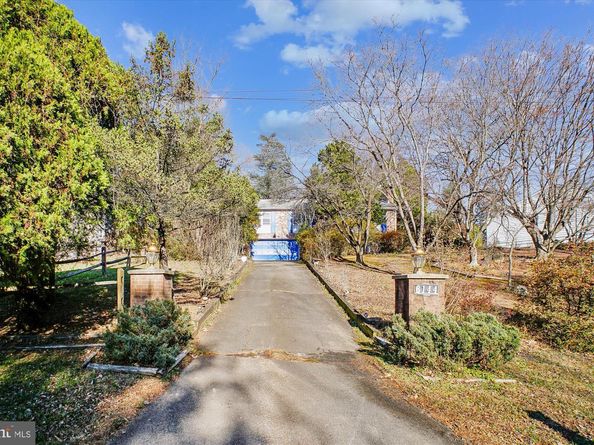 6144 Chesterbrook Road, Mclean VA 22101