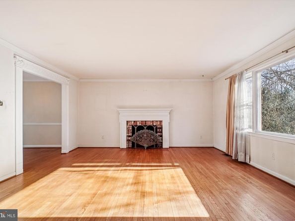 6144 Chesterbrook Road, Mclean VA 22101