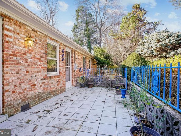 6144 Chesterbrook Road, Mclean VA 22101