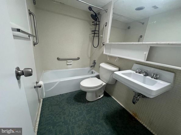 490 M Street SW 505, Washington DC 20024