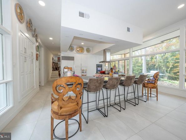 39 Fairview Road, Penn Valley PA 19072