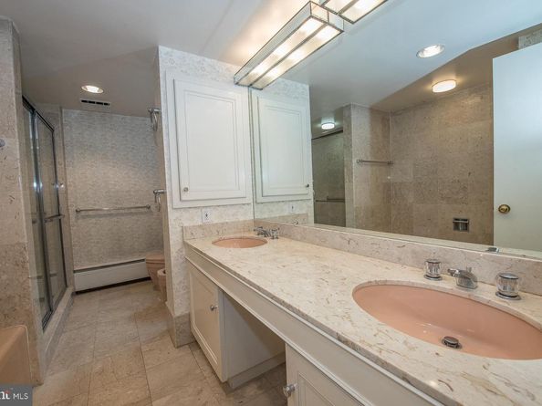 39 Fairview Road, Penn Valley PA 19072