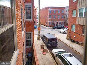 223 Carpenter Street, Philadelphia PA 19147