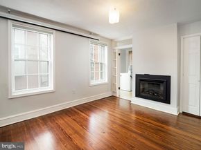 223 Carpenter Street, Philadelphia PA 19147