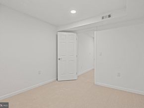 9927 Miles Stone Court, Vienna VA 22181