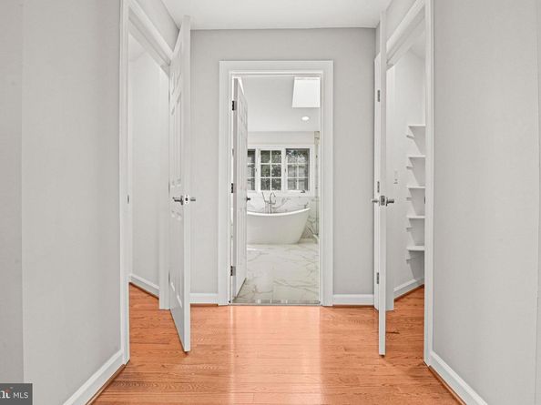 9927 Miles Stone Court, Vienna VA 22181