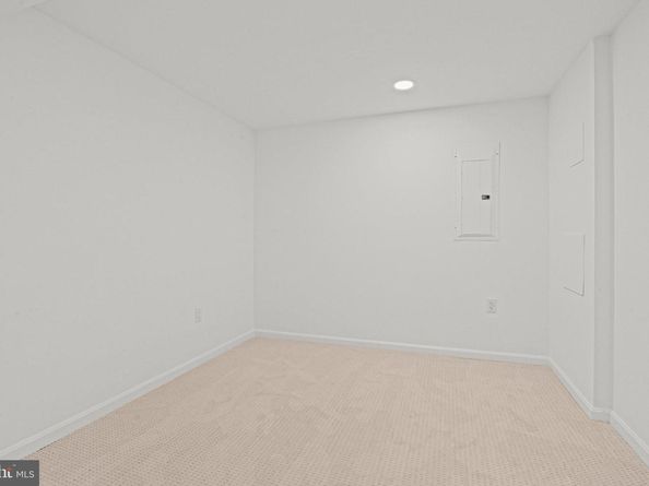 9927 Miles Stone Court, Vienna VA 22181