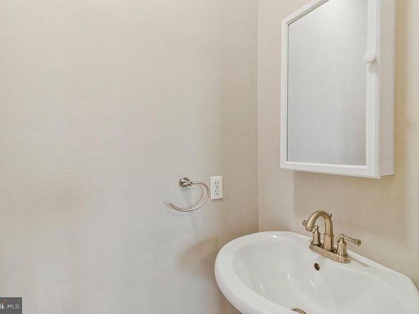 3318 Sherman Avenue NW 104, Washington DC 20010