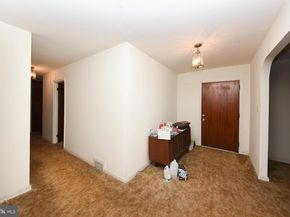 1 Sunnyside Lane, Yardley PA 19067