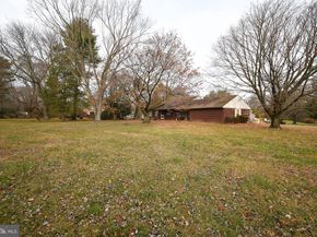 1 Sunnyside Lane, Yardley PA 19067