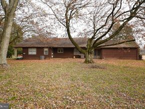 1 Sunnyside Lane, Yardley PA 19067