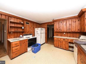 1 Sunnyside Lane, Yardley PA 19067