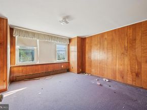 4087 Ford Road, Philadelphia PA 19131