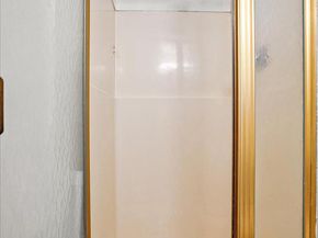 203 Yoakum Parkway 519, Alexandria VA 22304