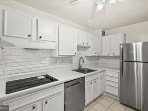 203 Yoakum Parkway 519, Alexandria VA 22304