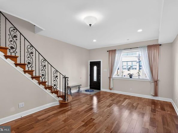 2515 S 16TH Street, Philadelphia PA 19145