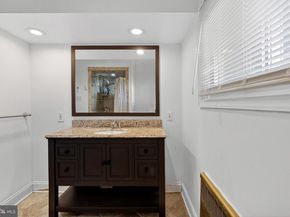 111 Border Rock Road, Levittown PA 19057