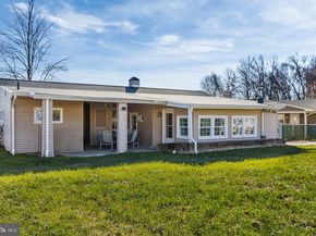 111 Border Rock Road, Levittown PA 19057