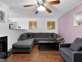 111 Border Rock Road, Levittown PA 19057