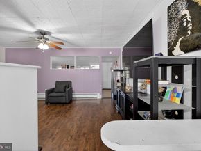 111 Border Rock Road, Levittown PA 19057