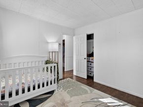 111 Border Rock Road, Levittown PA 19057