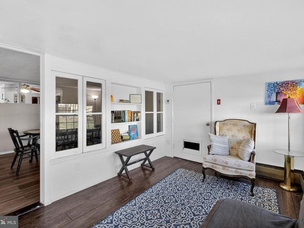 111 Border Rock Road, Levittown PA 19057