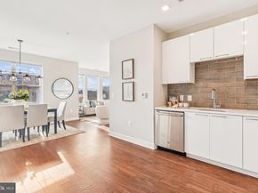 989 S Buchanan Street 225, Arlington VA 22204