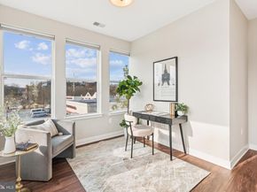 989 S Buchanan Street 225, Arlington VA 22204