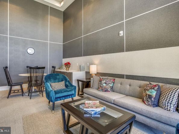 989 S Buchanan Street 225, Arlington VA 22204