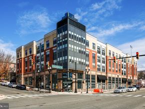 989 S Buchanan Street 225, Arlington VA 22204