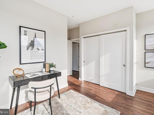 989 S Buchanan Street 225, Arlington VA 22204