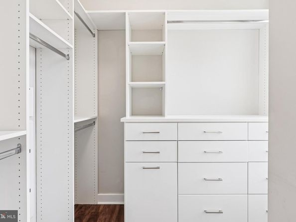 989 S Buchanan Street 225, Arlington VA 22204