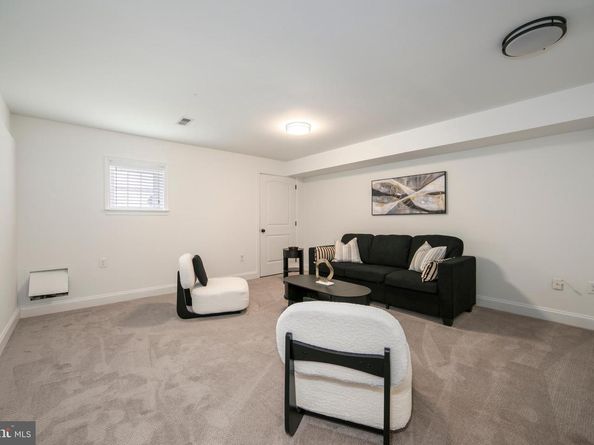 274 Delmar Street, Philadelphia PA 19128