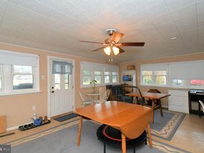 532 Sherwood Lane, Hatboro PA 19040