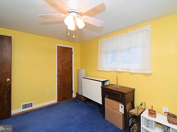 532 Sherwood Lane, Hatboro PA 19040